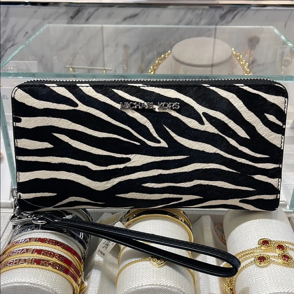 MICHAEL KORS Large Continental Wristlet Phone Case Wallet Exotic Print Hair Calf - Picture 1 of 16